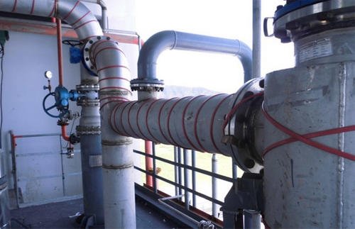 电伴热带防冻系统在液氨管道保温中的应